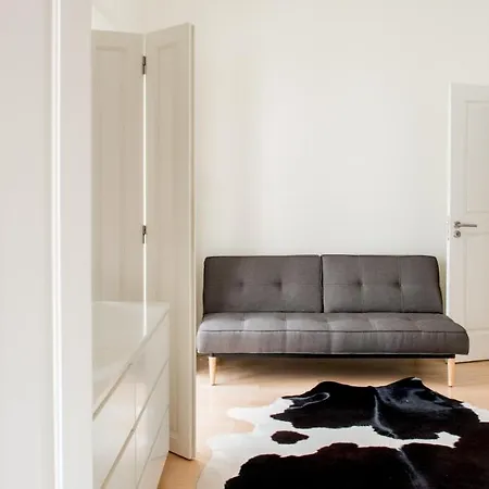 Plum Guide - Abel Apartment